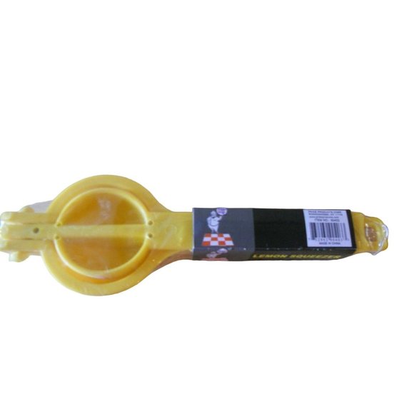Pride Lemon Squeezer New Yellow Hard Plastic - Picture 1 of 4